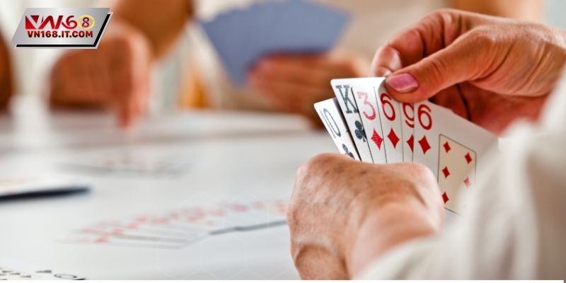 Chiến thuật ghi nhớ bài để phá bộ của đối thủ